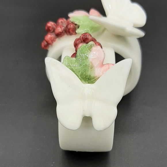 Vintage Napkin Ring Holders Butterfly & Grapes Set of 4 Bone China Japan - Picture 5 of 8